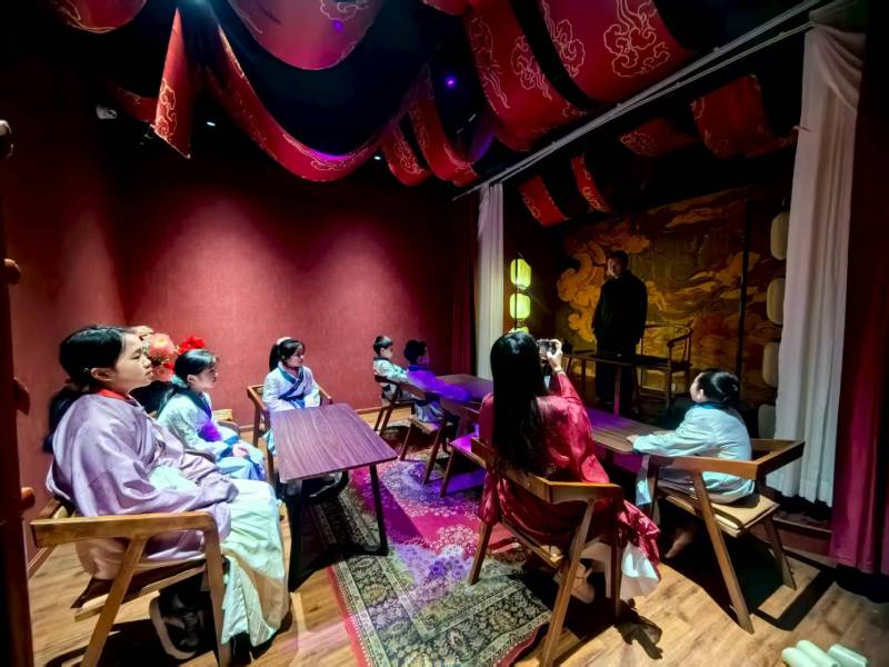 共和县互动剧场策划